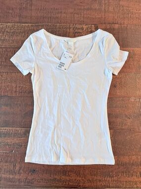 H&M White Scoop Neck Short Sleeve Tee SZ.XS